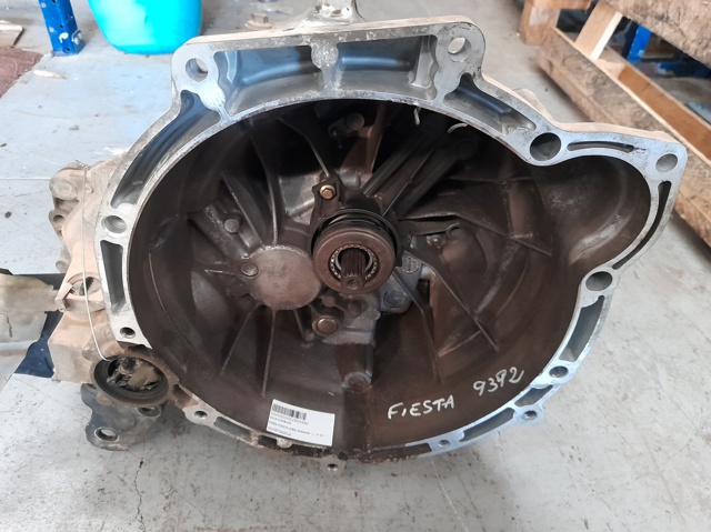 Mechaniczna skrzynia biegów w komplecie 2N1R7002CA FORD