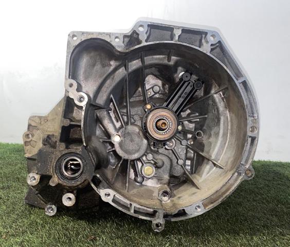 Mechaniczna skrzynia biegów w komplecie 2N1R7002ED FORD