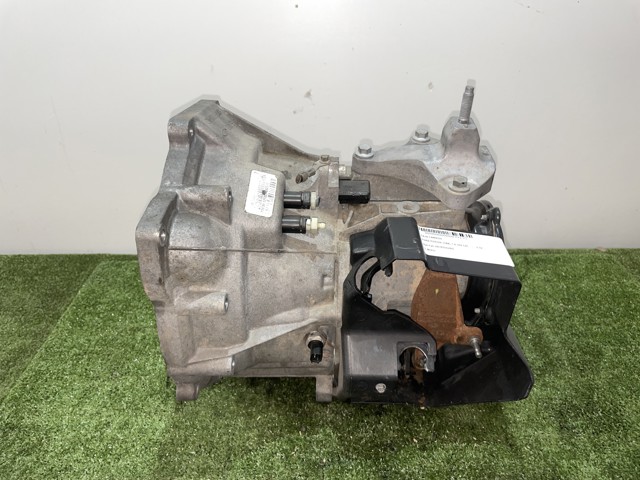 2N1R7002ND Ford