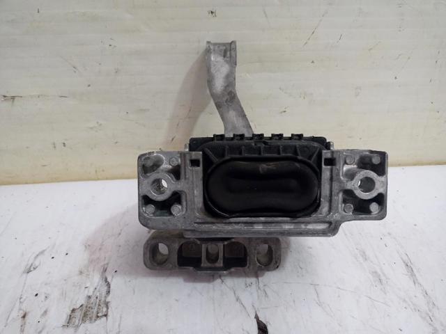 Poduszka (podpora) silnika prawa 2Q0199262AR VAG