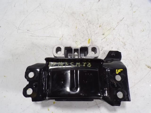 Poduszka (podpora) silnika lewa 2Q0199555AE VAG