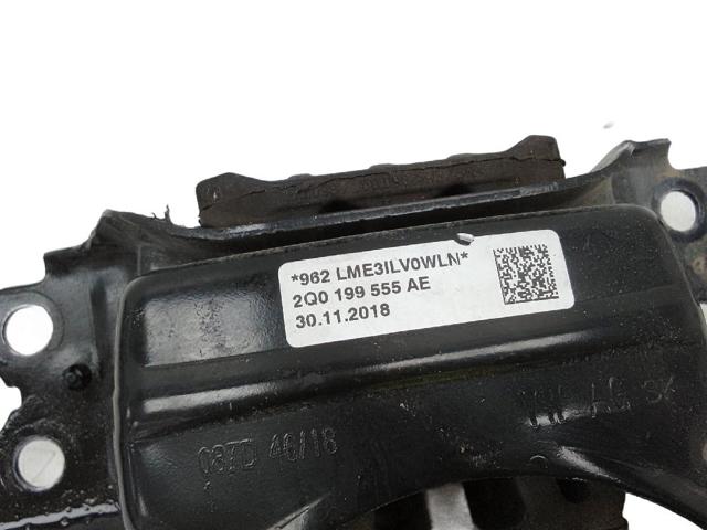 Poduszka (podpora) silnika lewa 2Q0199555AE VAG
