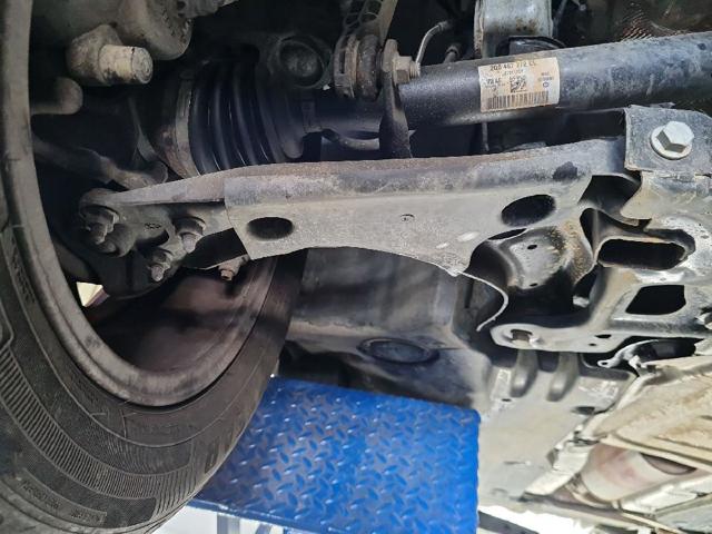 Wahacz zawieszenia przedniego dolny prawy 2Q0407152D VAG