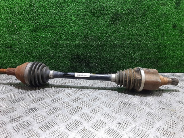 Półoś napędowa przednia lewa 2Q0407271BC VAG