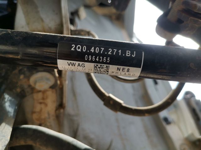 Półoś napędowa przednia lewa 2Q0407271BJ VAG