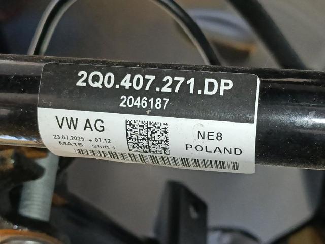 Półoś napędowa przednia lewa 2Q0407271DP VAG
