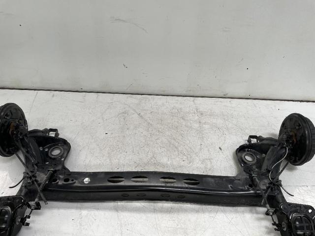 Korpus osi tylnej 2Q0501053BP VAG