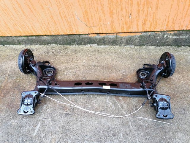 Korpus osi tylnej 2Q0501053BP VAG