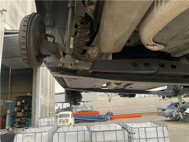 Korpus osi tylnej 2Q0501053CH VAG