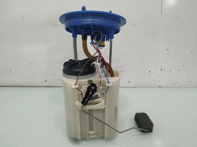 Moduł pompy paliwowej z czujnikiem poziomu paliwa 2Q0919051F VAG