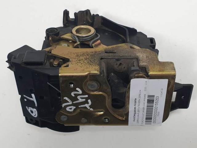 Zamek drzwi tylnych prawych 2S4AA26412BB FORD
