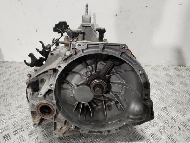 Mechaniczna skrzynia biegów w komplecie 2S4R7002PA FORD