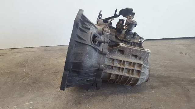 Mechaniczna skrzynia biegów w komplecie 2S4R7002PA FORD