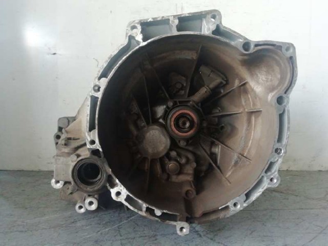 Mechaniczna skrzynia biegów w komplecie 2S4R7002PA FORD