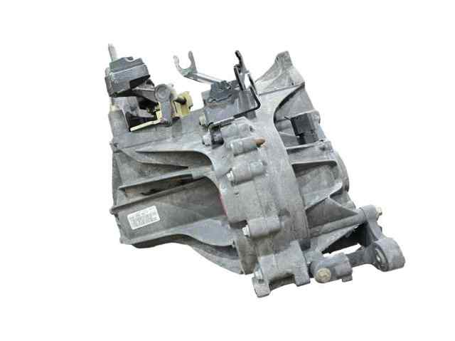 Mechaniczna skrzynia biegów w komplecie 2S4R7002PA FORD