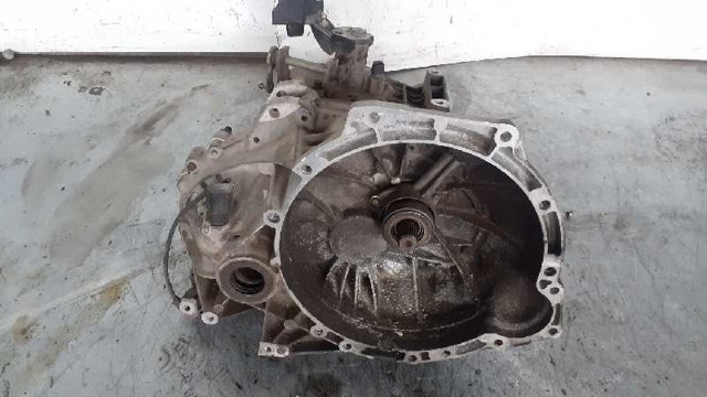 Mechaniczna skrzynia biegów w komplecie 2S4R7002PA FORD