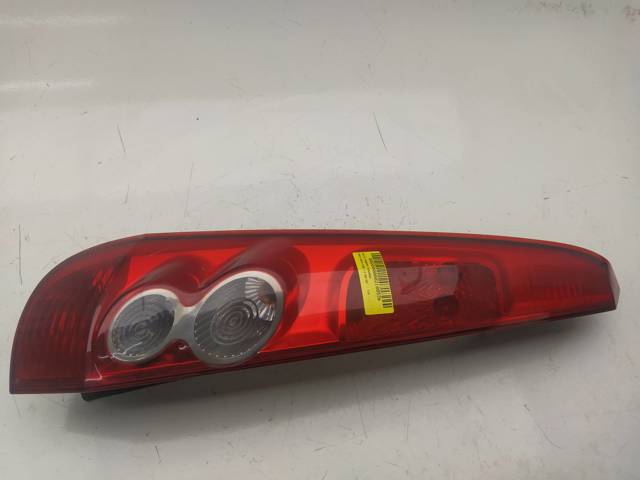 Lampa zespolona tylna lewa 2S5113A603B FORD