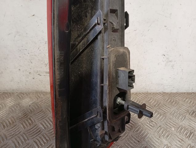 Lampa zespolona tylna lewa 2S5113A603B FORD