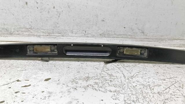 Lampa oświetlenia tylnej tablicy rejestracyjnej 2S6113550AA FORD