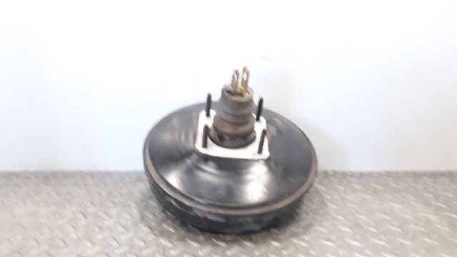 Wzmacniacz próżniowy hamulców 2S612B195CH FORD