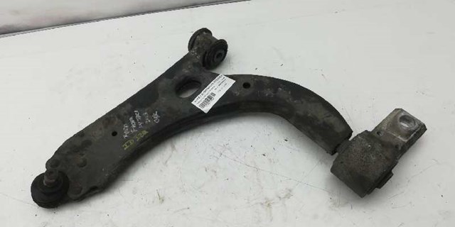 Silentblock przedniego wahacza dolnego 2S613063CA FORD