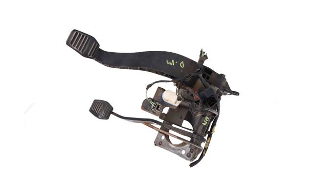 Cylinder sprzęgła główny 2S617A543AC FORD