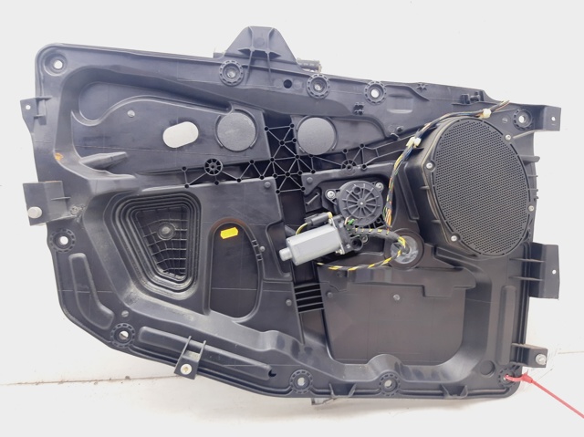 Mechanizm podnoszenia szyby drzwi przednich lewych 2S61A045H17A FORD