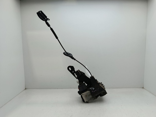 Zamek drzwi tylnych prawych 2S6AA26412BK FORD