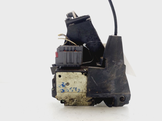 Zamek drzwi tylnych prawych 2S6AA26412BK FORD