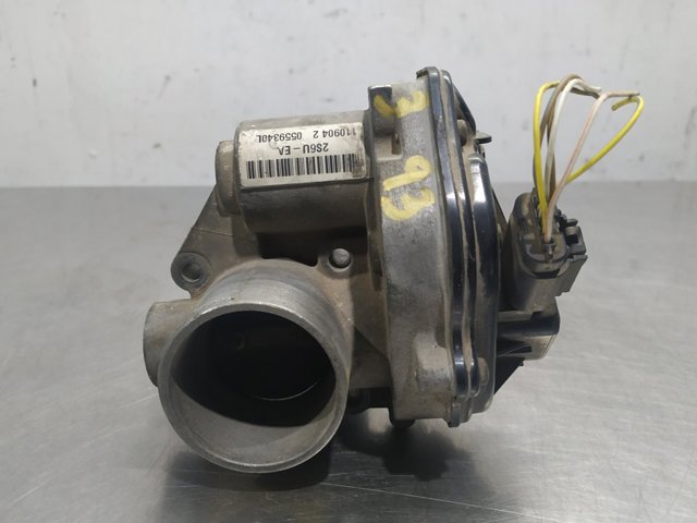 2S6U9E927D Ford