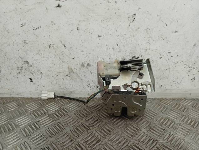 Zamek klapy bagażnika (3/5 drzwi tylnych) 2S71F43102AB FORD