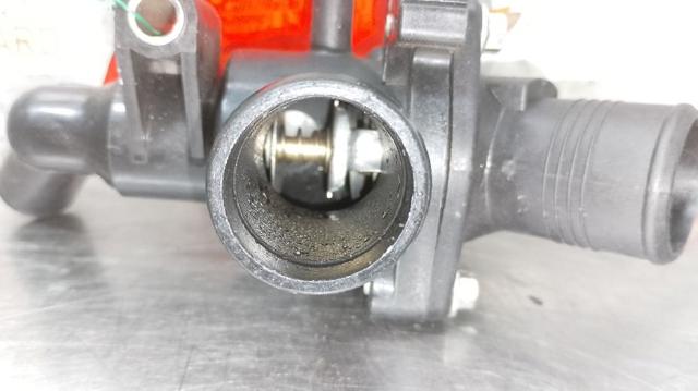 Obudowa termostatu 2S7Q8A586AC FORD