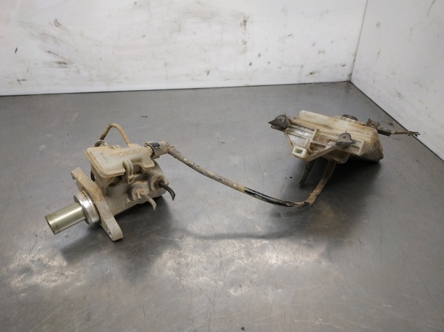 Zbiorniczek głównego cylindra hamulcowego (płynu hamulcowego) Ford Connect TC7