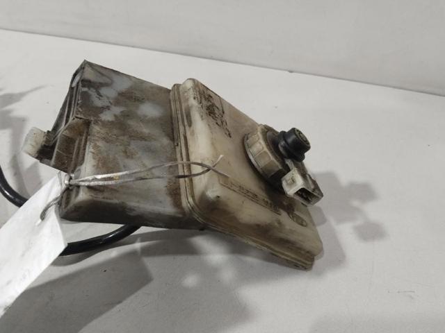 Zbiorniczek głównego cylindra hamulcowego (płynu hamulcowego) Ford Connect TC7