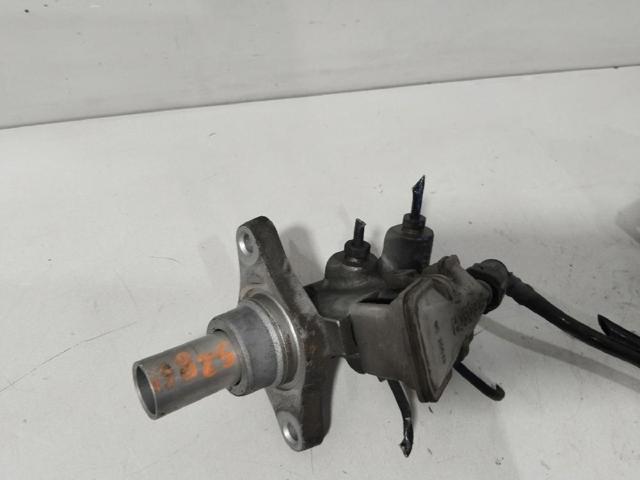 Zbiorniczek głównego cylindra hamulcowego (płynu hamulcowego) Ford Connect TC7