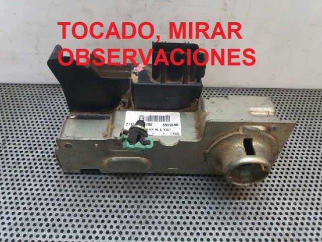 Zamek drzwi przednich prawych 2T1AV21812BF FORD