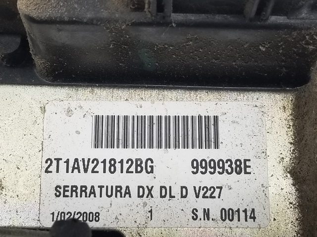 Zamek drzwi przednich prawych 2T1AV21812BG FORD