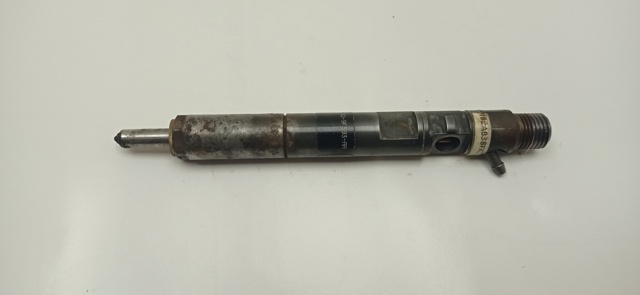 Wtryskiwacz paliwa 2T1Q9F593AA FORD