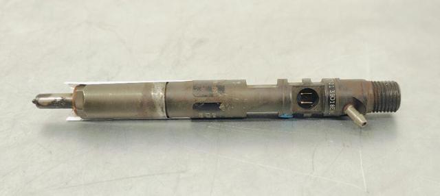 Wtryskiwacz paliwa 2T1Q9F593AA FORD