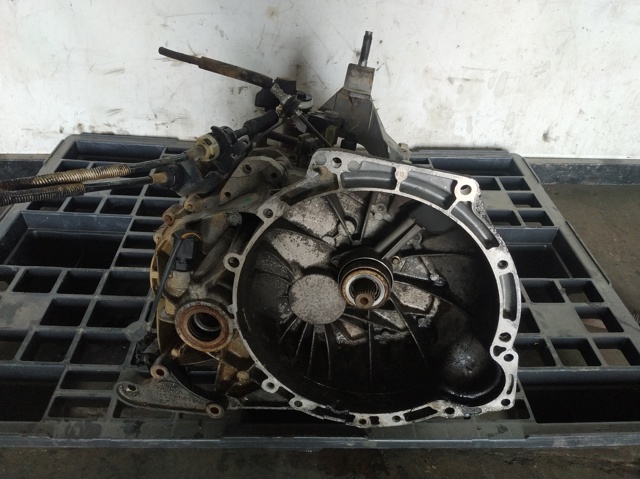 Mechaniczna skrzynia biegów w komplecie 2T1R7002BC FORD