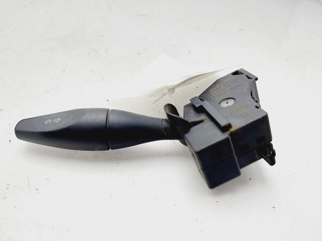 2T1T13335AB Ford