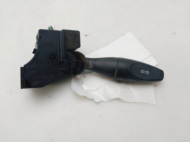 2T1T13335AB Ford