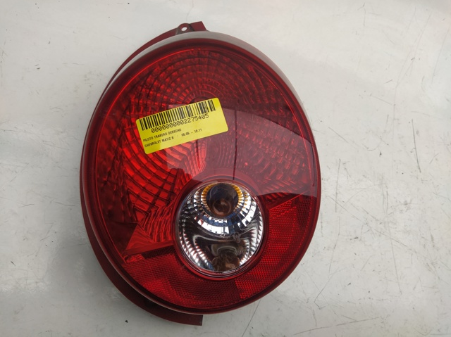 Lampa zespolona tylna prawa 300412R GM
