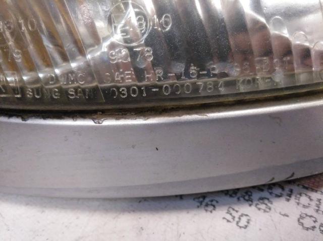 Reflektor prawy 301000784 GM