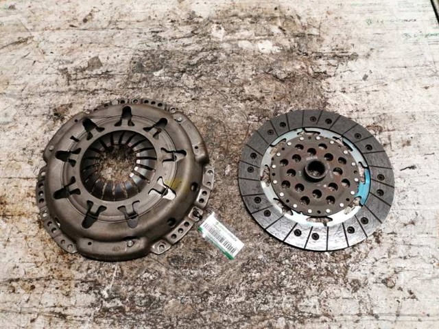 Tarcza sprzęgła 30100AU600 NISSAN