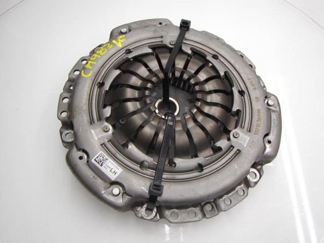 Zestaw sprzęgła (3 części) 301012572R RENAULT