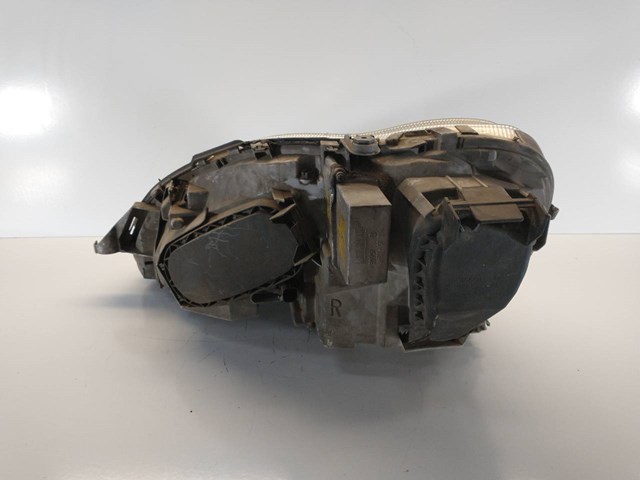 Reflektor prawy 301153272 MERCEDES