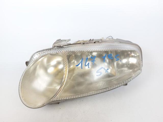 Reflektor lewy 301186201 FIAT