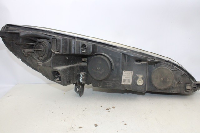 Reflektor lewy 301213201 PEUGEOT