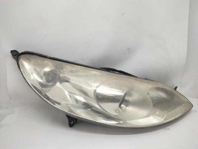 Reflektor prawy 301213202 PEUGEOT